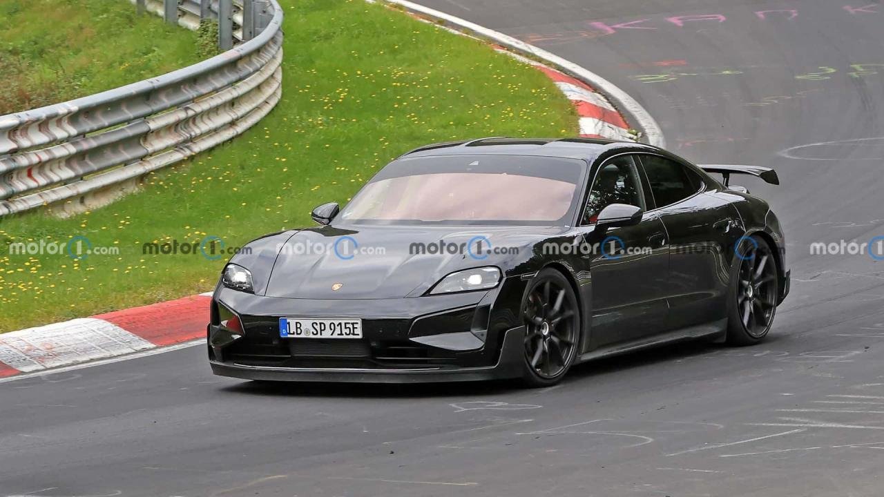 porsche-taycan-gt-spy-photo