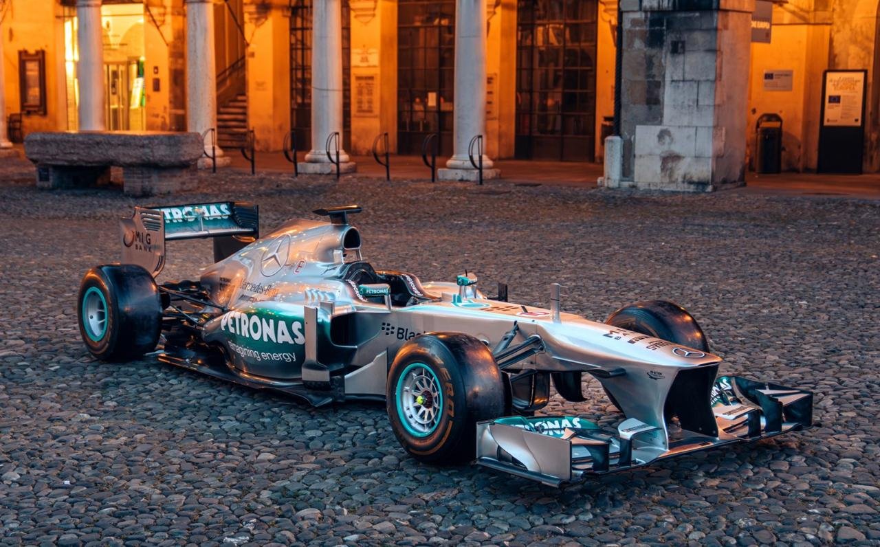 2013-Mercedes-AMG Petronas F1 W04-Lewis Hamilton-1