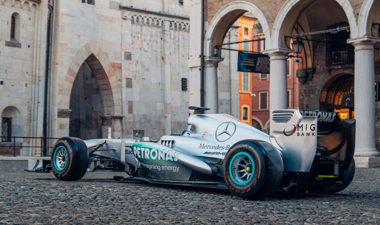 2013-Mercedes-AMG Petronas F1 W04-Lewis Hamilton-2