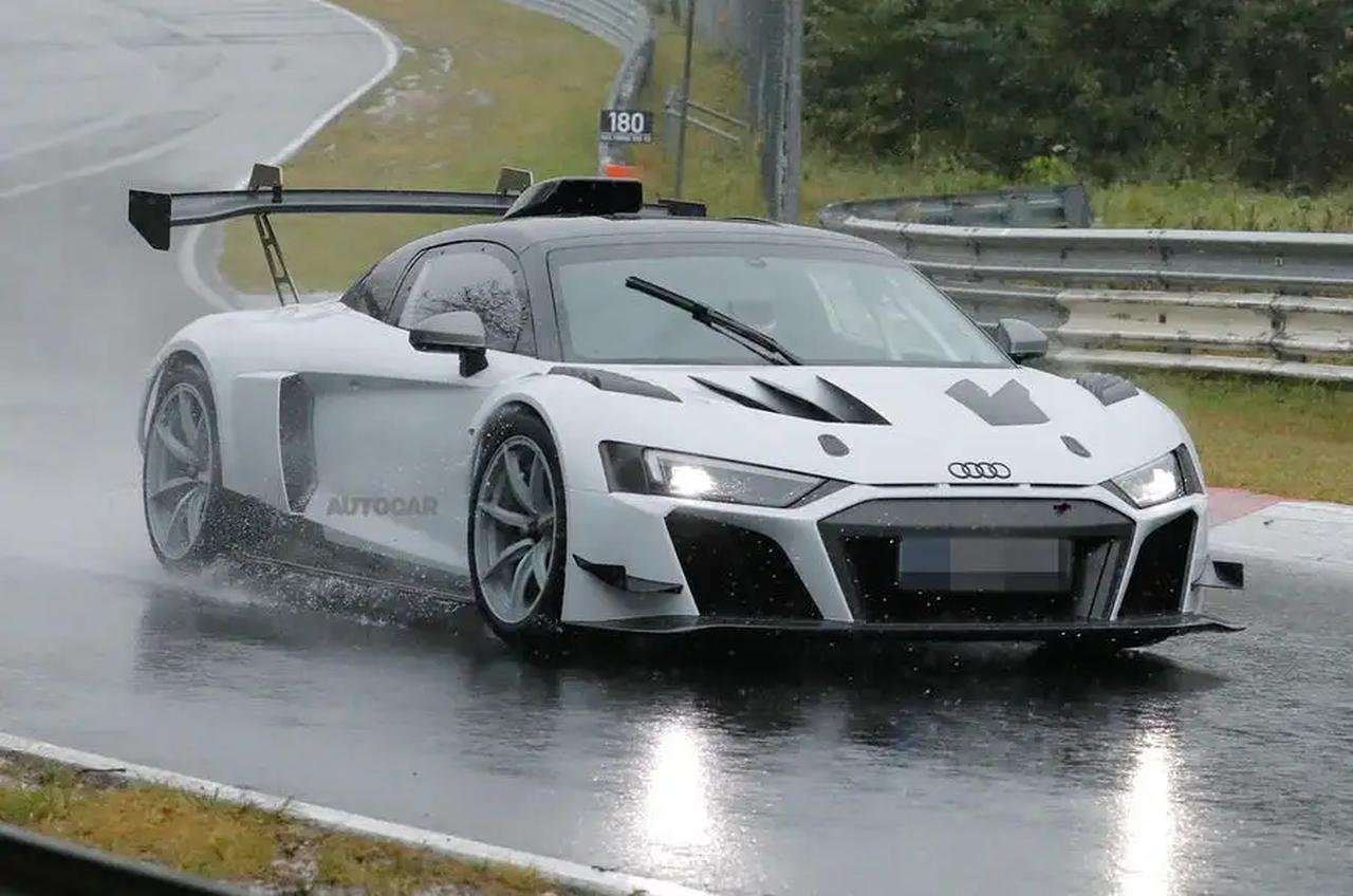 Audi R8 GT3-road-car-limited-edition-1