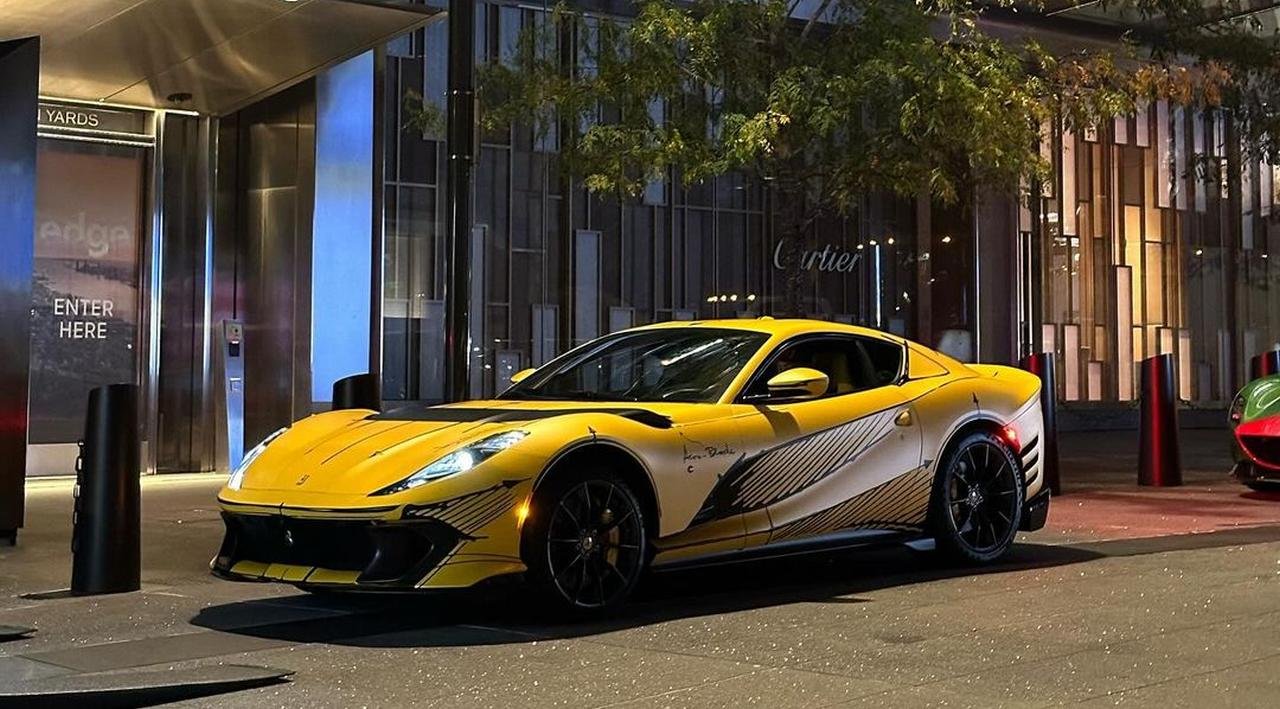 Ferrari 812 Competizione-sketch-spec-auction-1