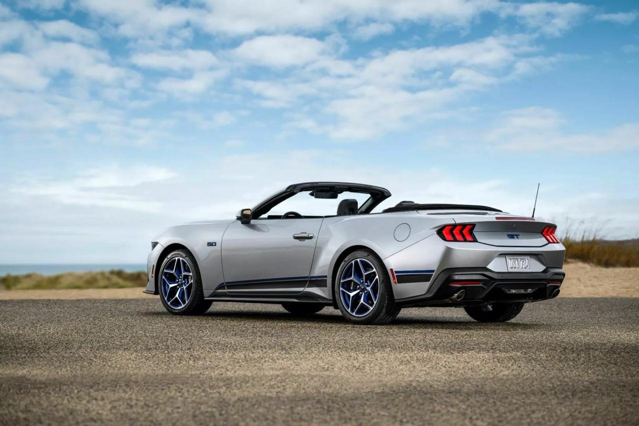 2024-Ford-Mustang-GT-California-Special-2