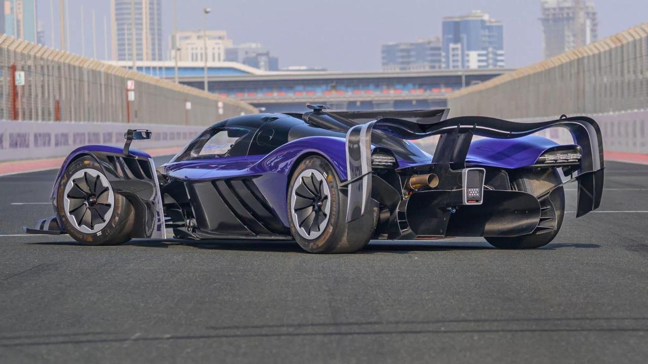 Aston-Martin-Valkyrie-AMR-Pro-for-sale-Dubai-3