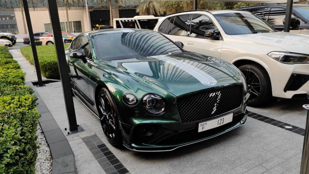 Bentley Continental GT Le Mans Collection-Dubai-3