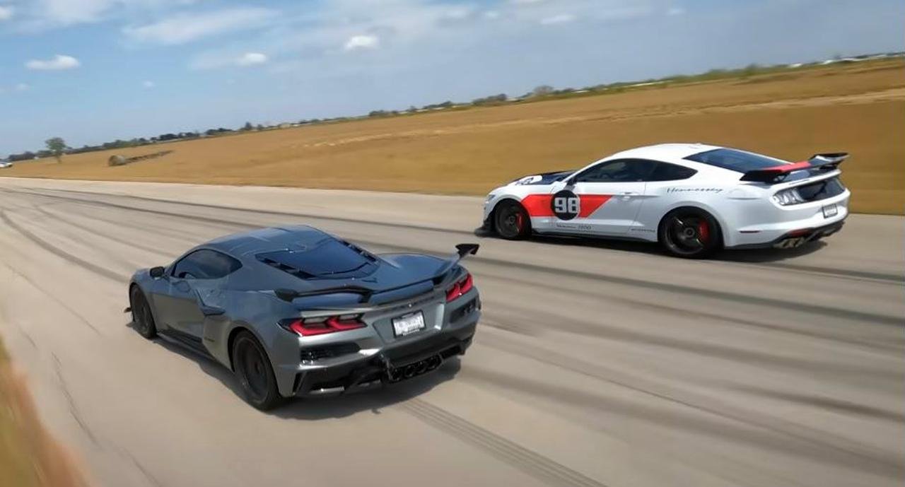 Hennessey Venom 1200 Shelby GT500 vs 2023 Corvett Z06
