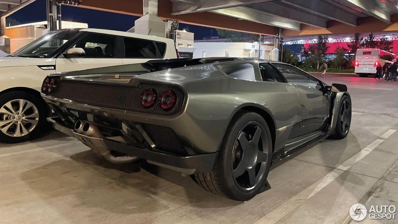 Lamborghini Eccentrica Restomod Diablo-Las Vegas-2