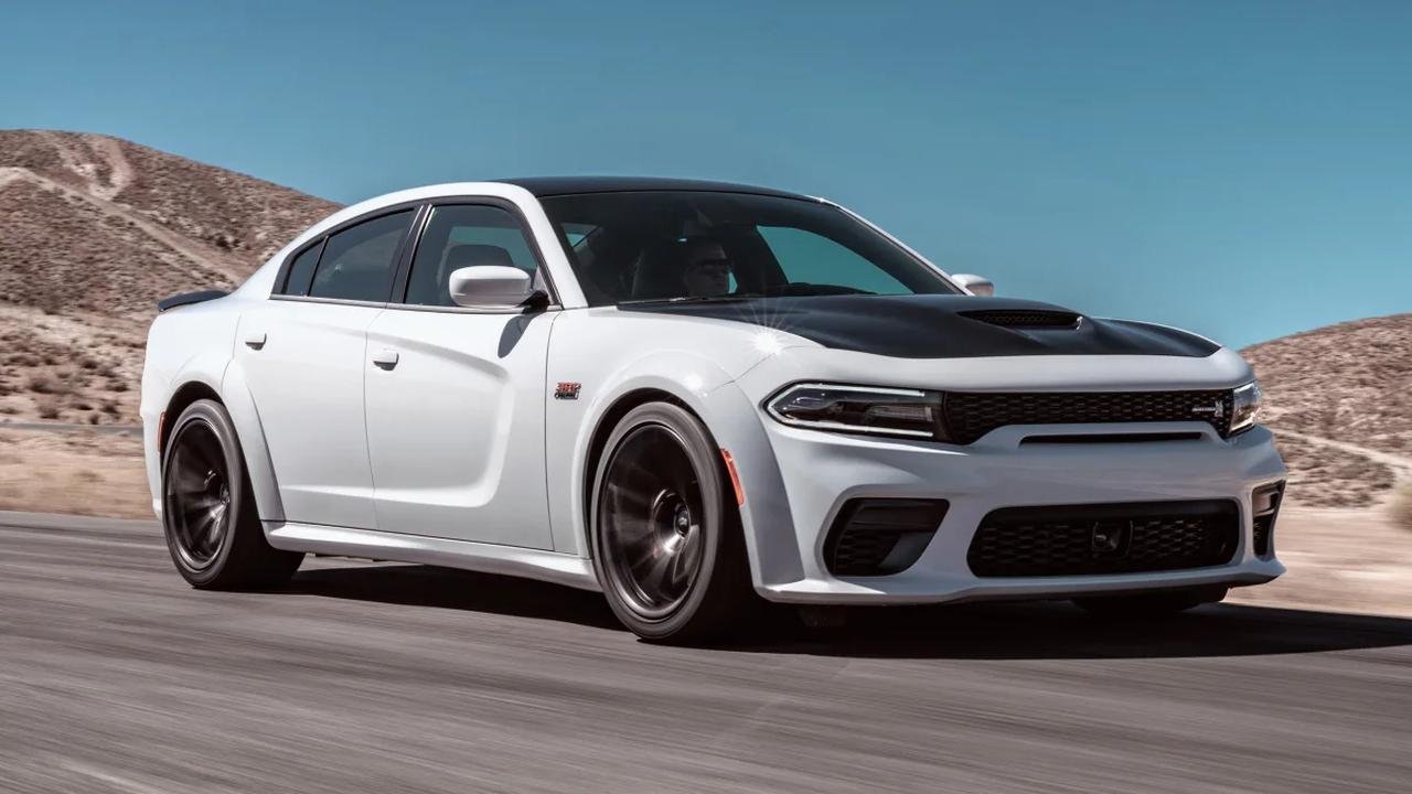 2020-dodge-charger-scat-pack-widebody-1