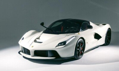 Factory-fresh LaFerrari-for-sale-auction-1