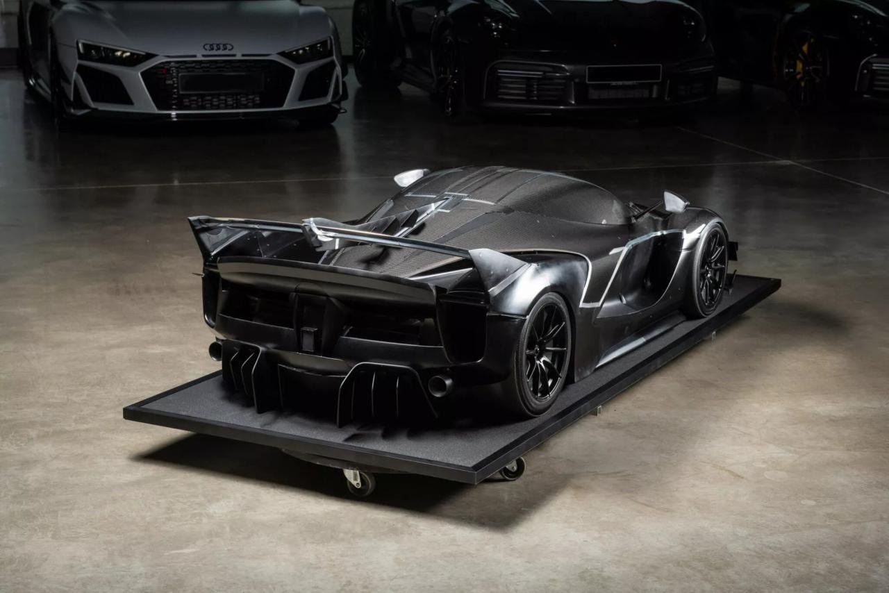 Ferrari FXX-K Evo scale model-auction-1