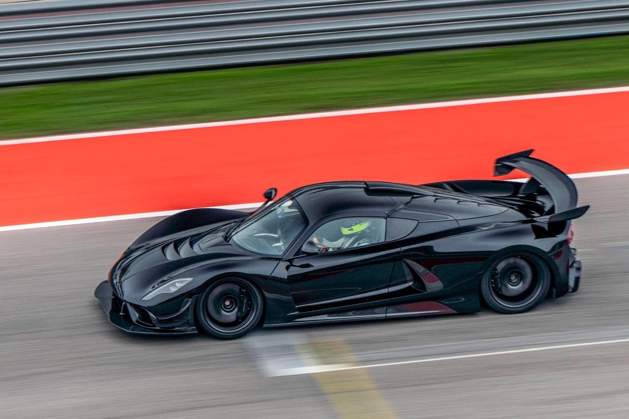 Hennessey-Venom-F5-David-Donohue-Low-1