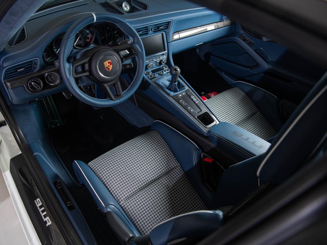 Porsche 911 R-The White Collection auction-3