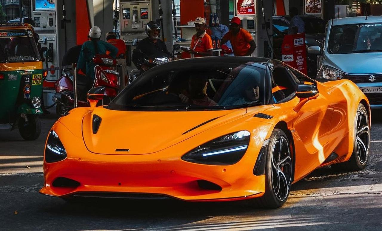 McLaren 750S Spider-Bangalore-India-2