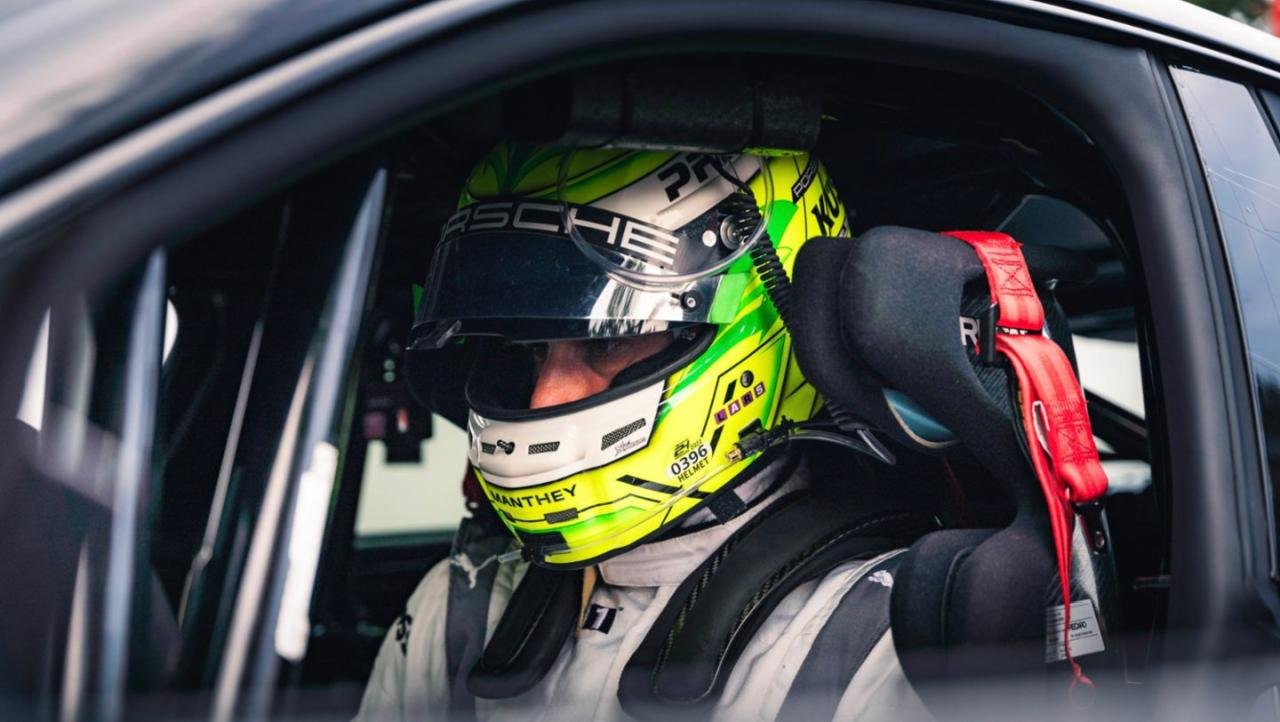 Porsche Taycan Nurburgring Lap record-3