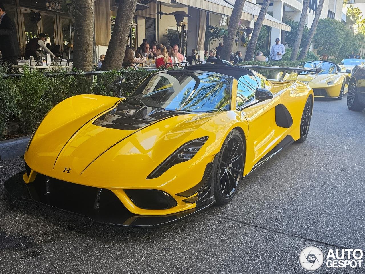 hennessey-venom-f5-revolution-roadster-Florida-1