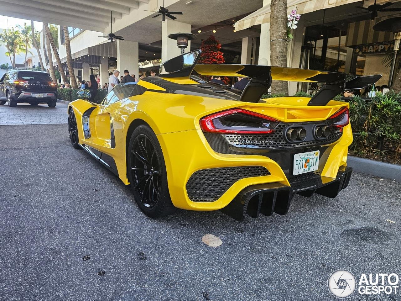 hennessey-venom-f5-revolution-roadster-Florida-2