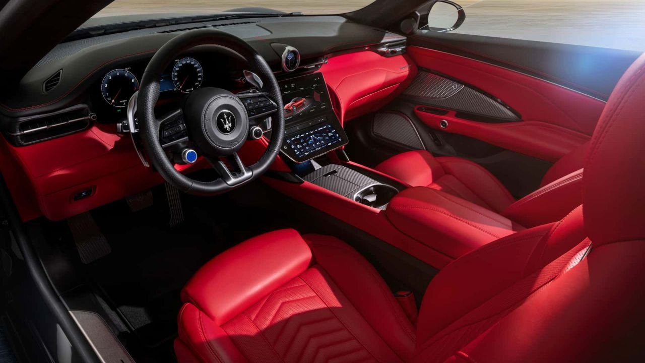 2025-maserati-grancabrio-2