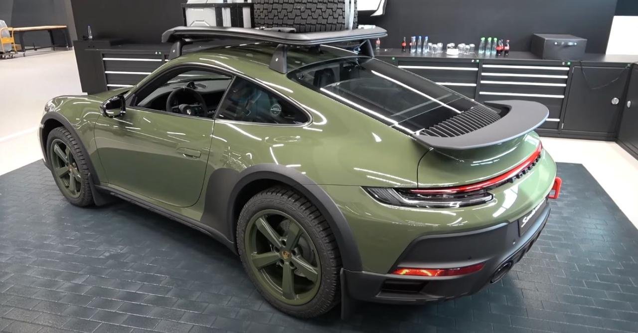 Porsche 911 Dakar Military Green-2