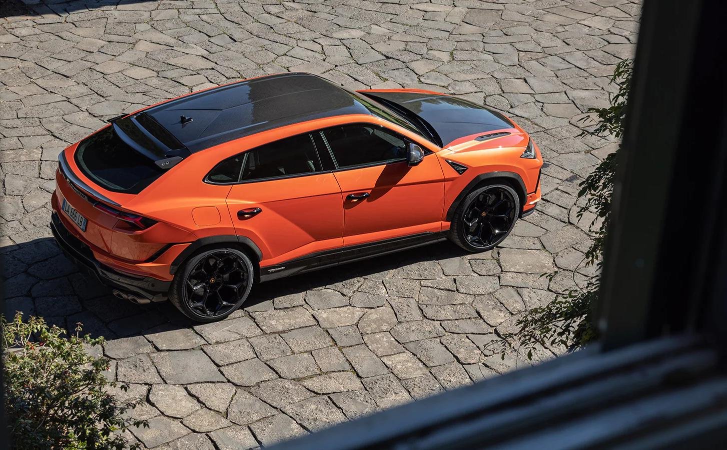 Urus Performante-4