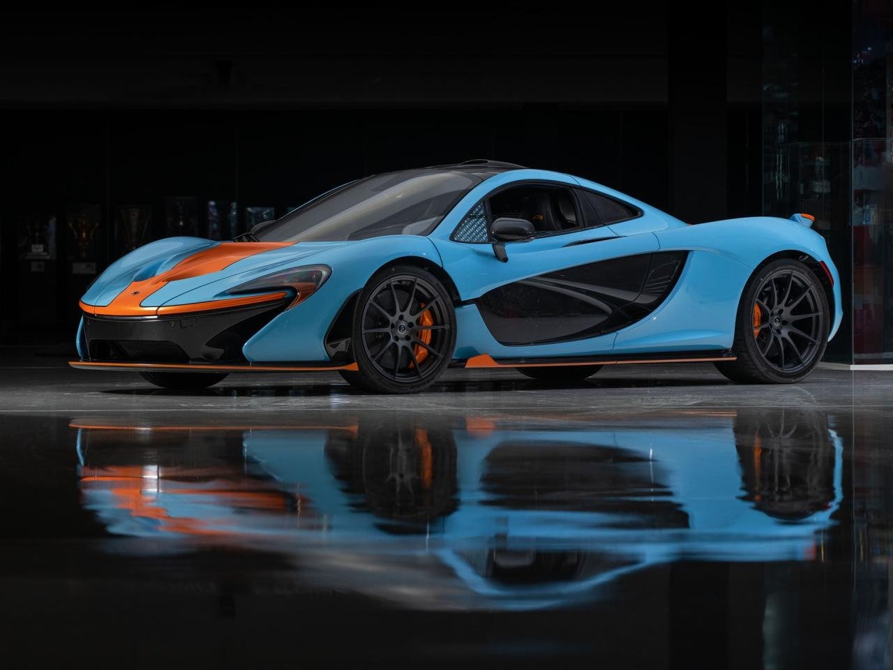 Gulf livery McLaren P1 for sale-4