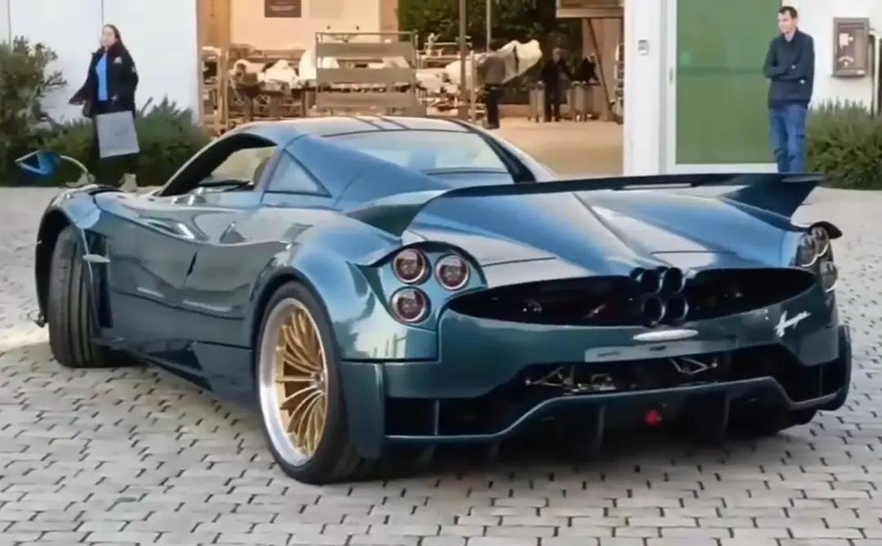 Pagani Huayra manual transmission-spied-4