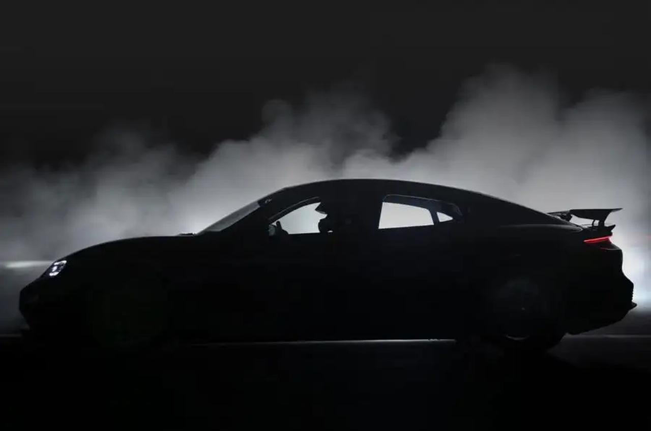 Porsche Taycan Turbo GT teaser-1