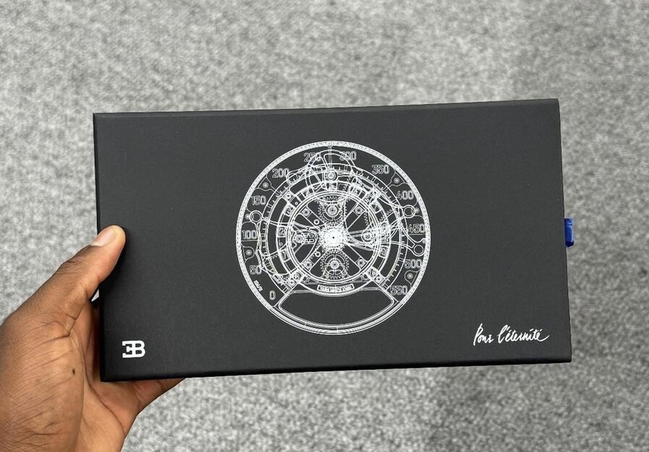Bugatti Chiron successor BR1 gauges-speedometer