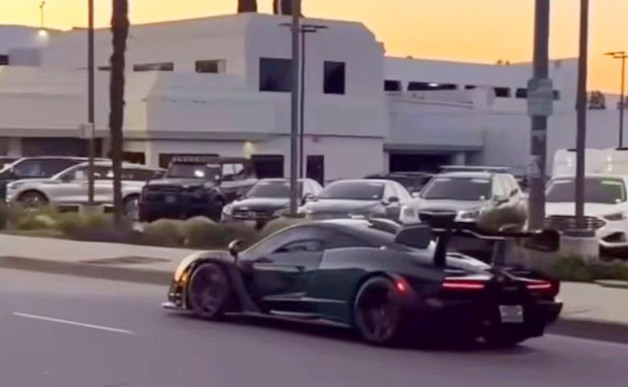McLaren Senna crash LA-1