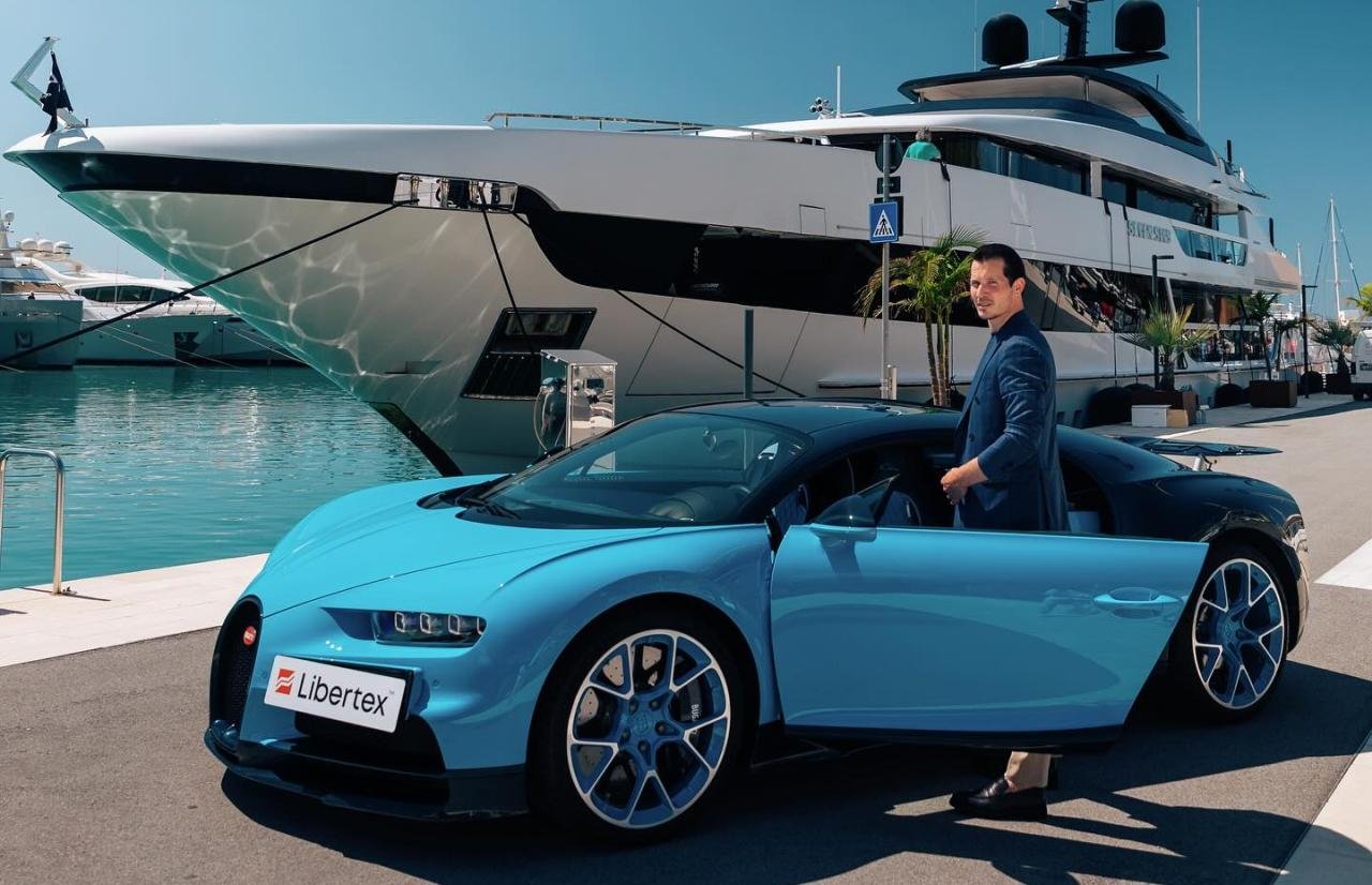 Bugatti Chiron superyacht Monaco