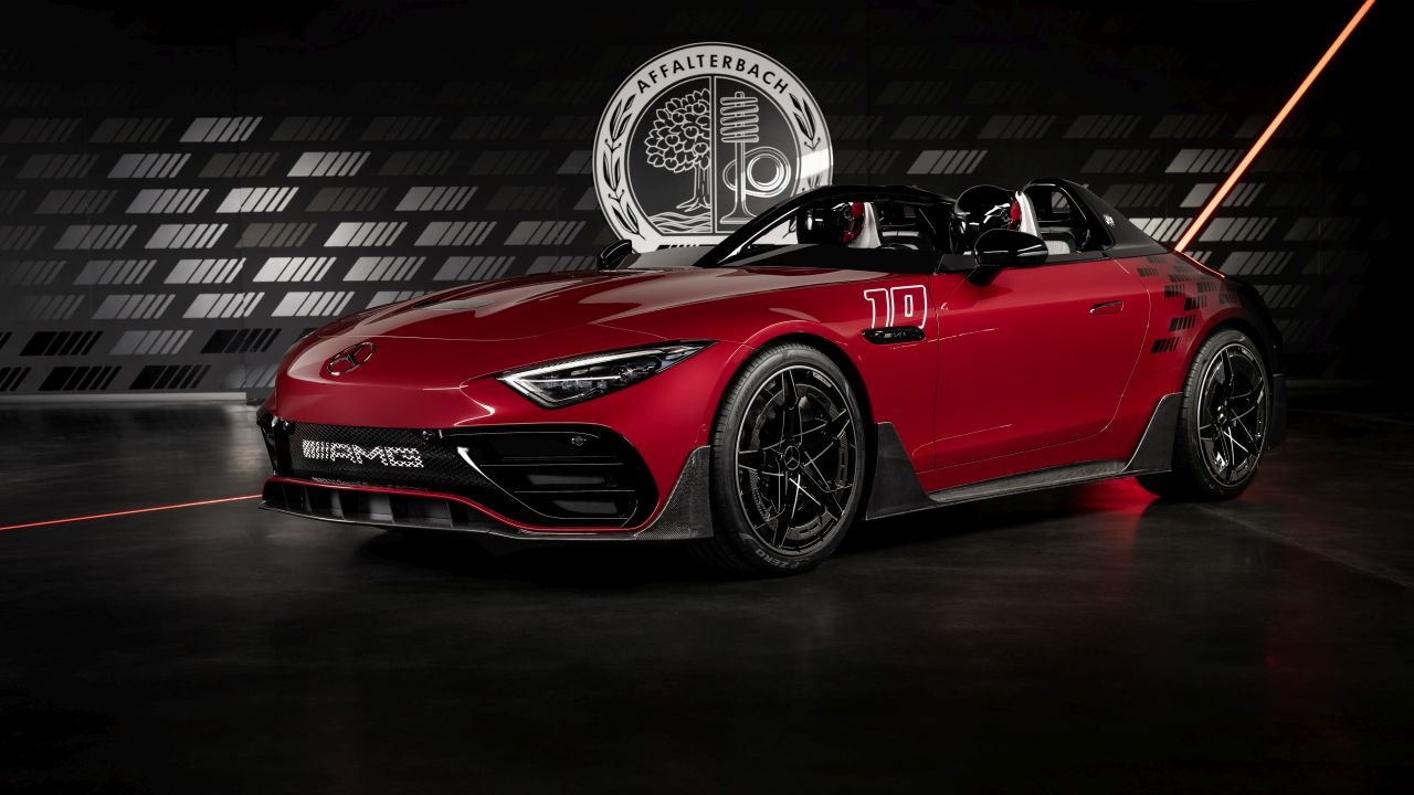 Concept Mercedes-AMG PureSpeed: Expressives Konzeptfahrzeug gibt Ausblick auf erstes Modell der Mythos-SerieConcept Mercedes-AMG PureSpeed – expressive concept car gives a look at the first model in the Mythos series