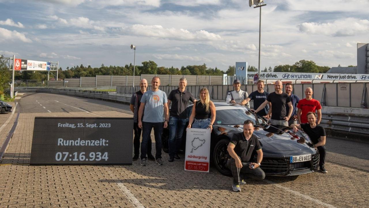 Porsche 911 Hybrid Nurburgring lap time-1