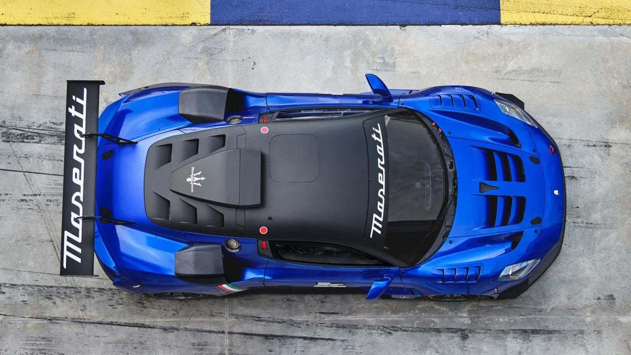 maserati-mc20 gt2-2
