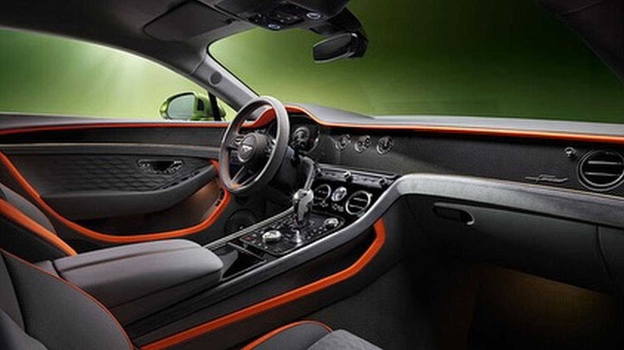 2025-Bentley-Continental-GT-leaked-4