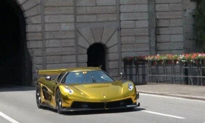 Koenigsegg Jesko Gold Chrome-1
