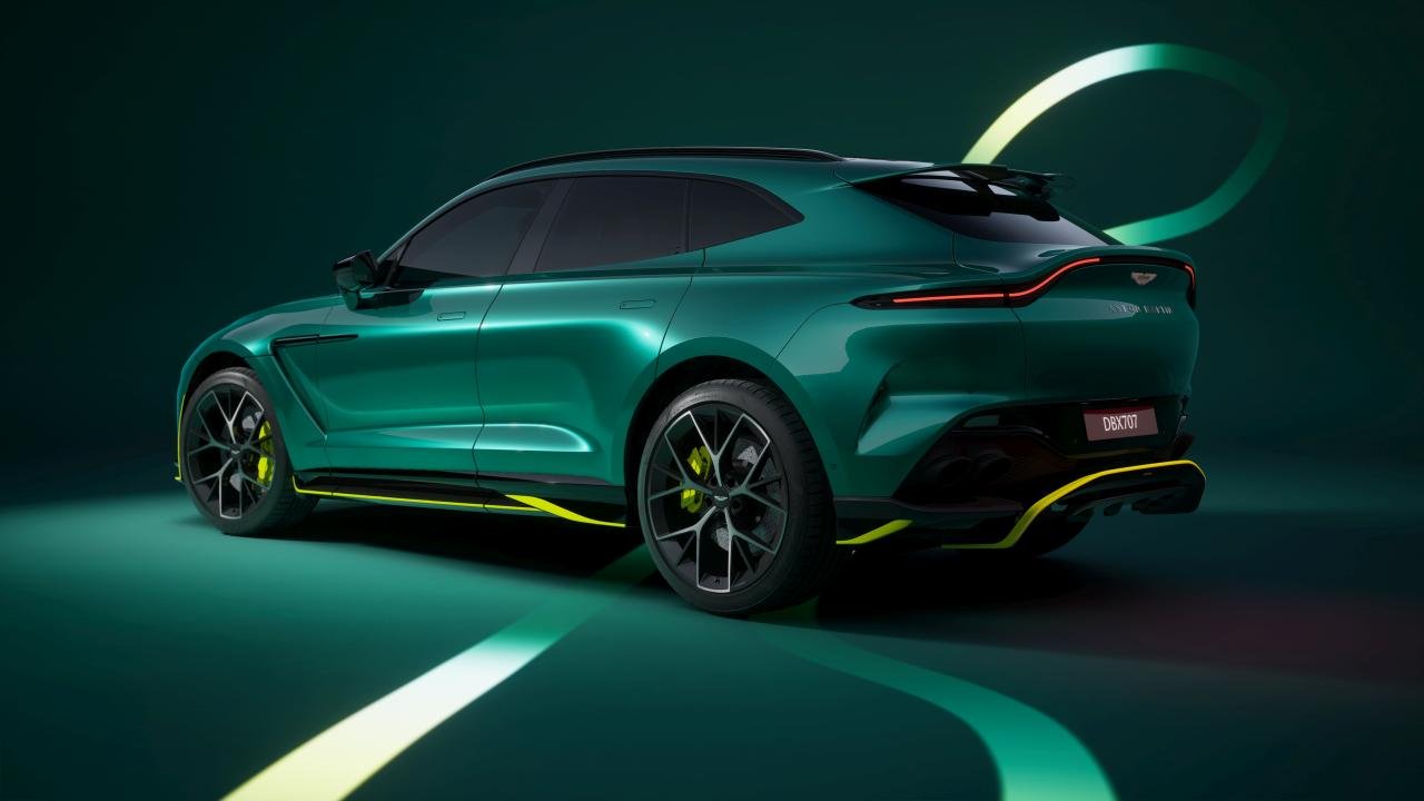 Aston_Martin_DBX707_AMR24_Edition_02