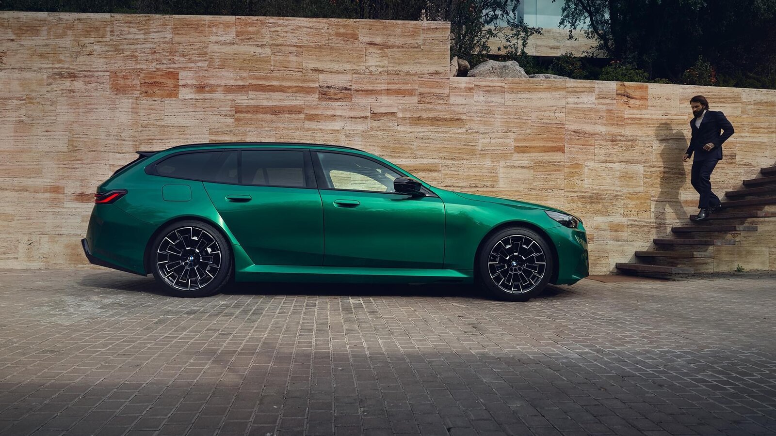 BMW M5 Touring-3