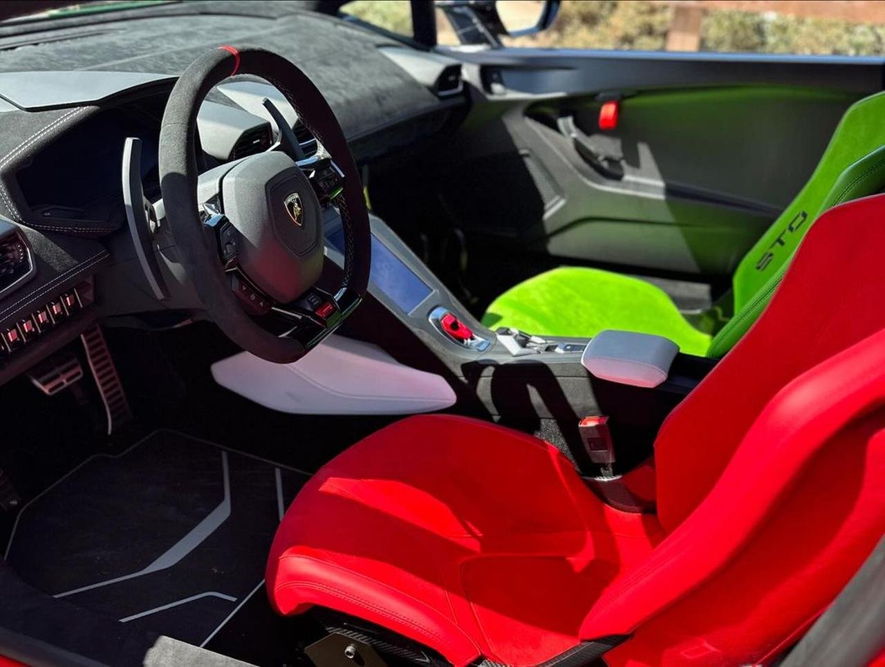 Final Lamborghini Huracan STO Unica-6