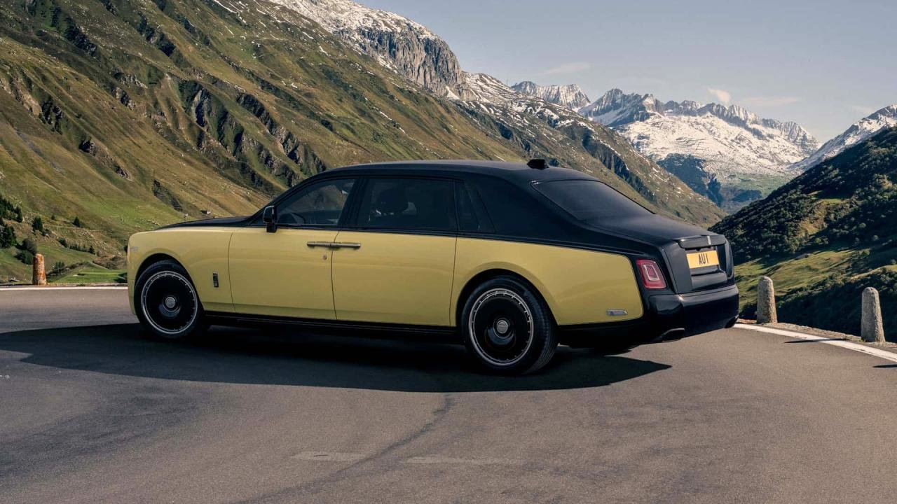 rolls-royce-phantom-goldfinger (1)