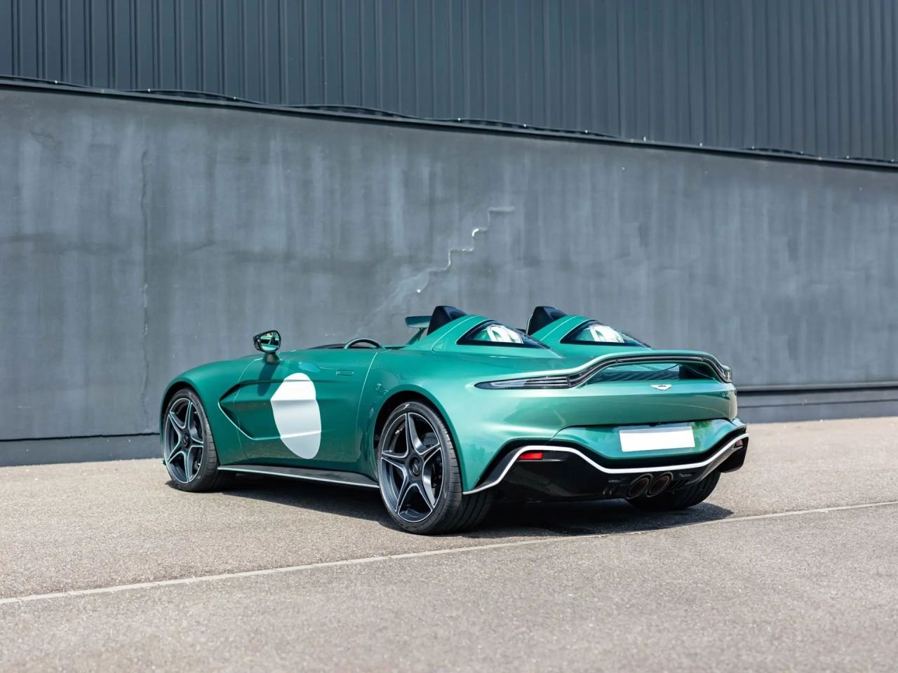 Aston Martin V12 Speedster-RM Sothebys Munich Auction-2