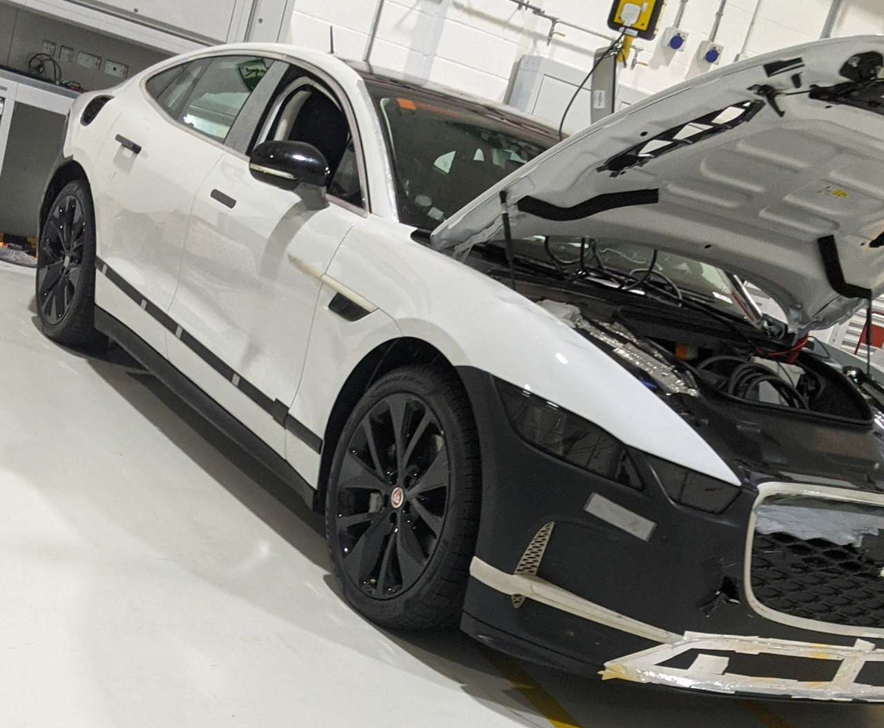 Jaguar XJ EV prototype leaked
