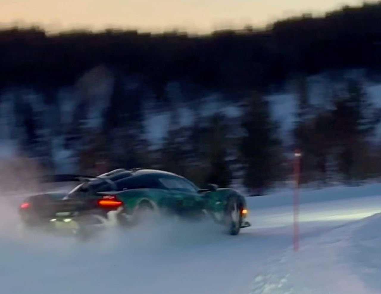 Aston Martin Valhalla-drift-icy-road