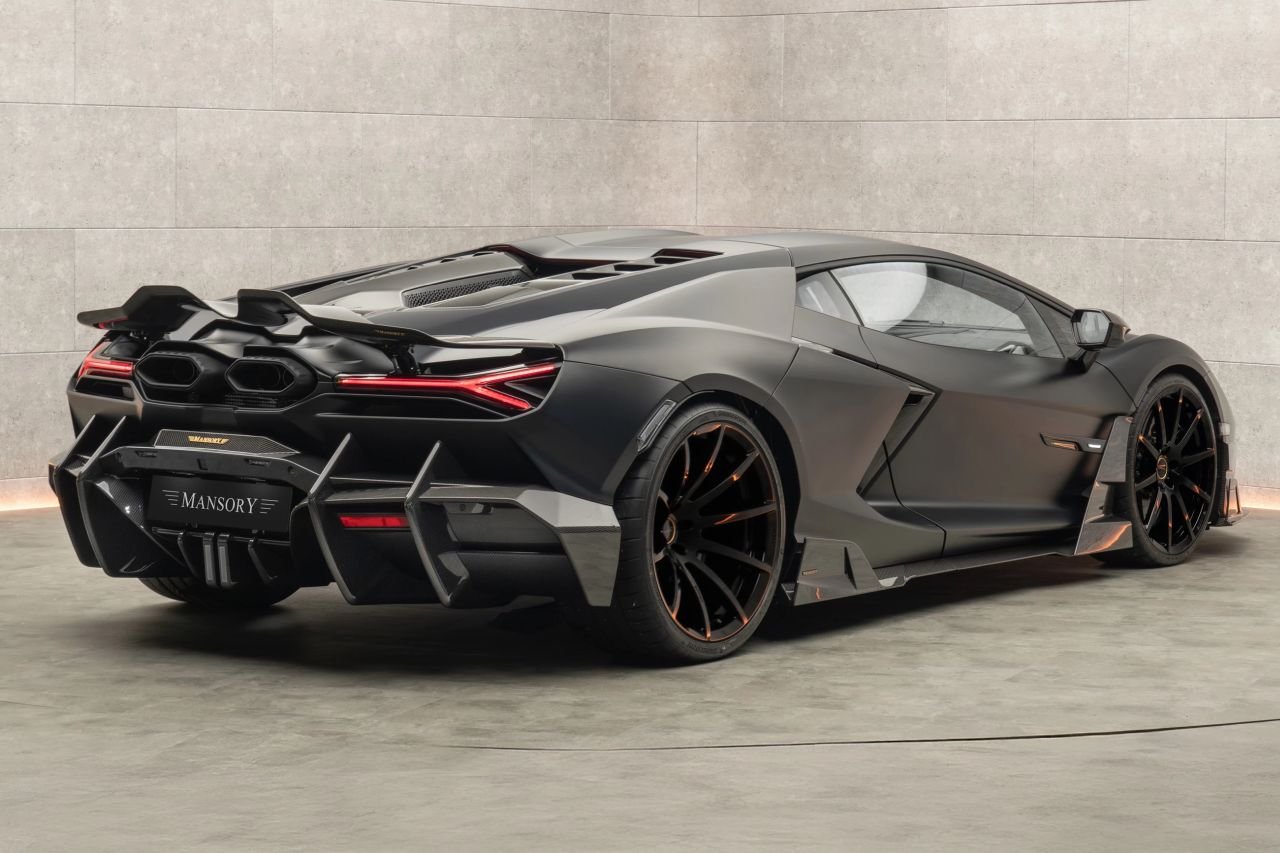 Lamborghini Revuelto by Mansory-2