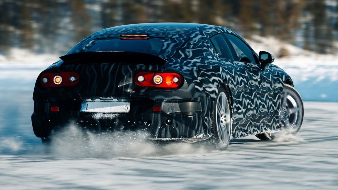 mercedes-amg-4-door-coupe-prototype-2
