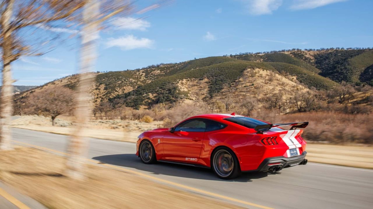 2025-ford-mustang-shelby-gt350 (1)