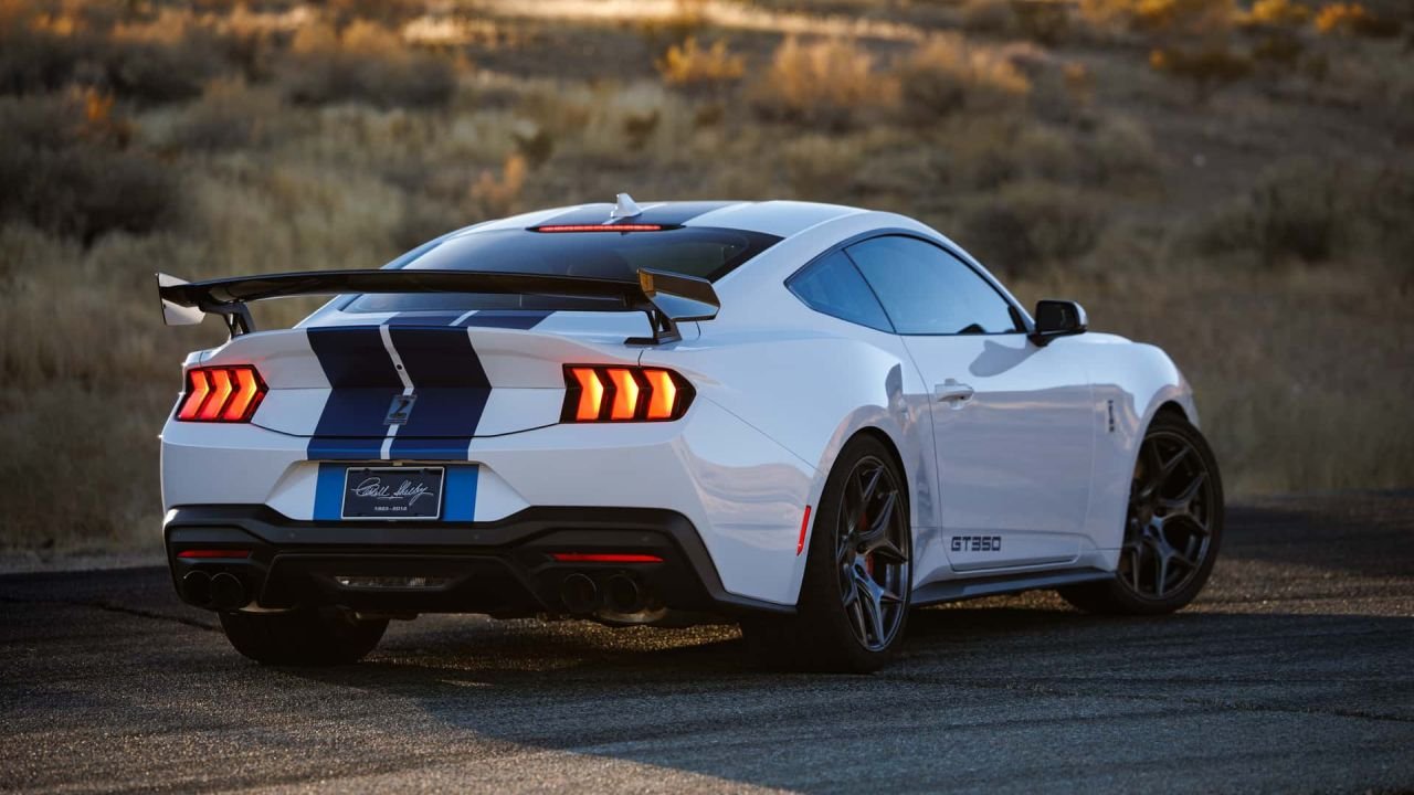 2025-ford-mustang-shelby-gt350 (3)