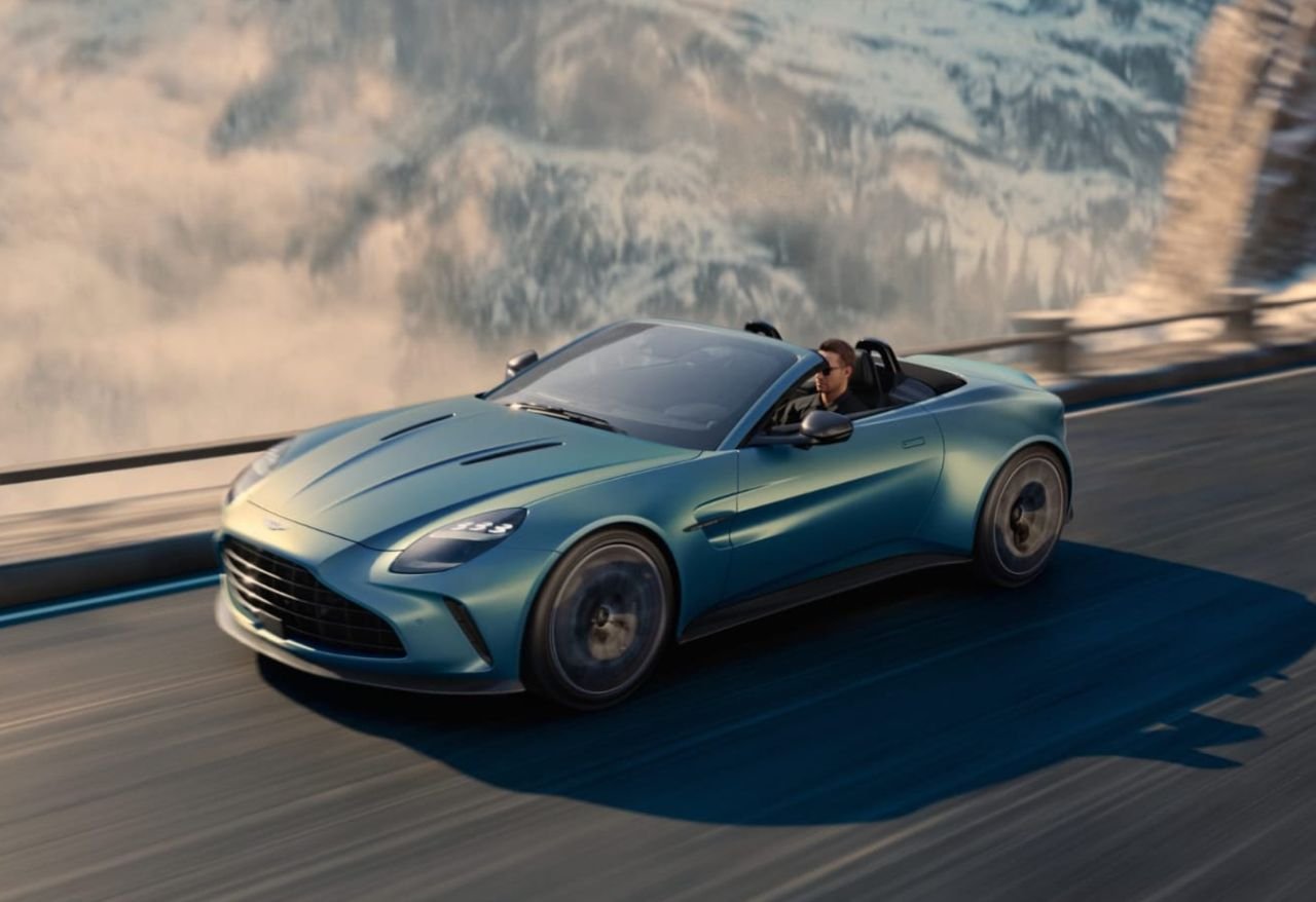 2026 Aston Martin Vantage Roadster-Leaked-2