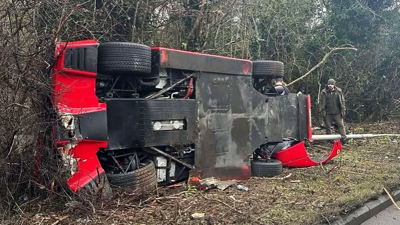 Ferrari F40 Crash-UK-1