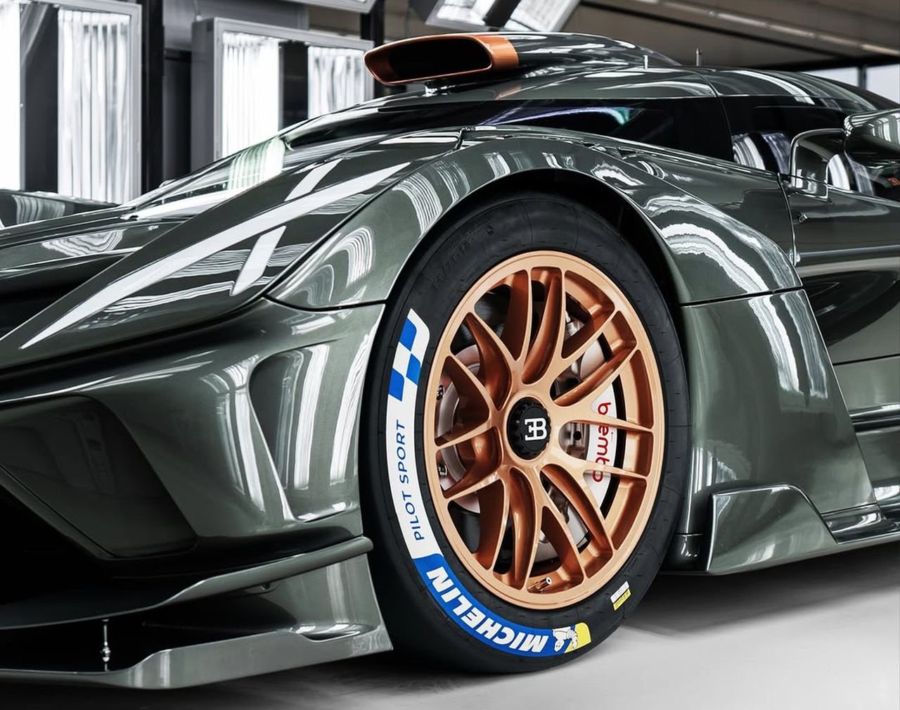 Bugatti Bolide UAE-1