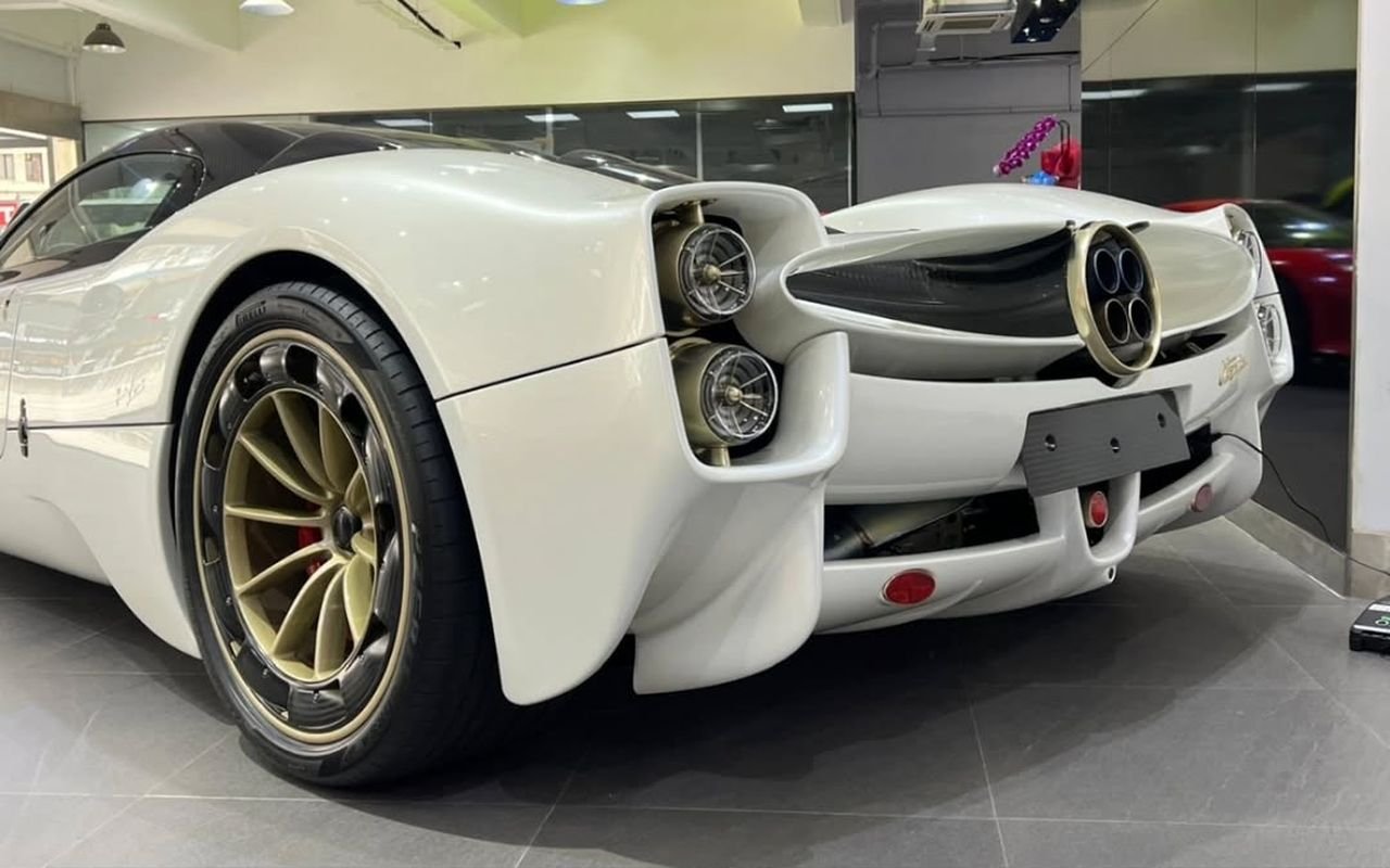 Pagani Utopia for sale-2