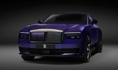 rolls-royce-spectre-black-badge-2025