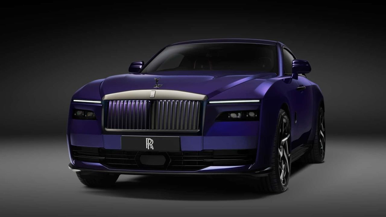 rolls-royce-spectre-black-badge-2025